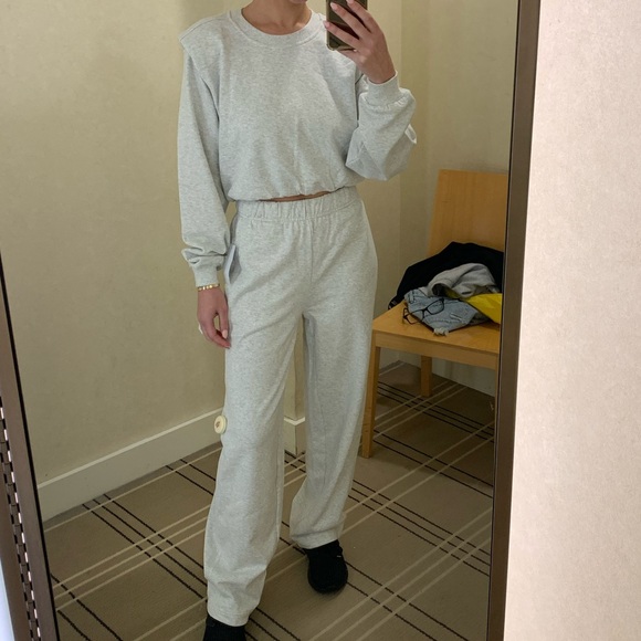 NWT Blank NYC Icicle Sweatpants & Sweatshirt Set - Picture 6 of 11